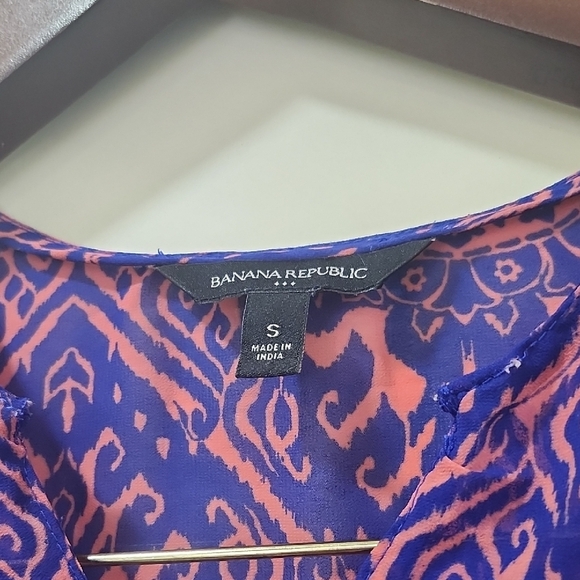 Banana Republic Purple and Pink Asymmetrical 3/4 Sleeve Blouse - Picture 4 of 10